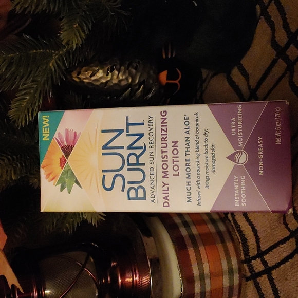 Hawaiian Tropic SPF Bundle - Picture 2 of 4